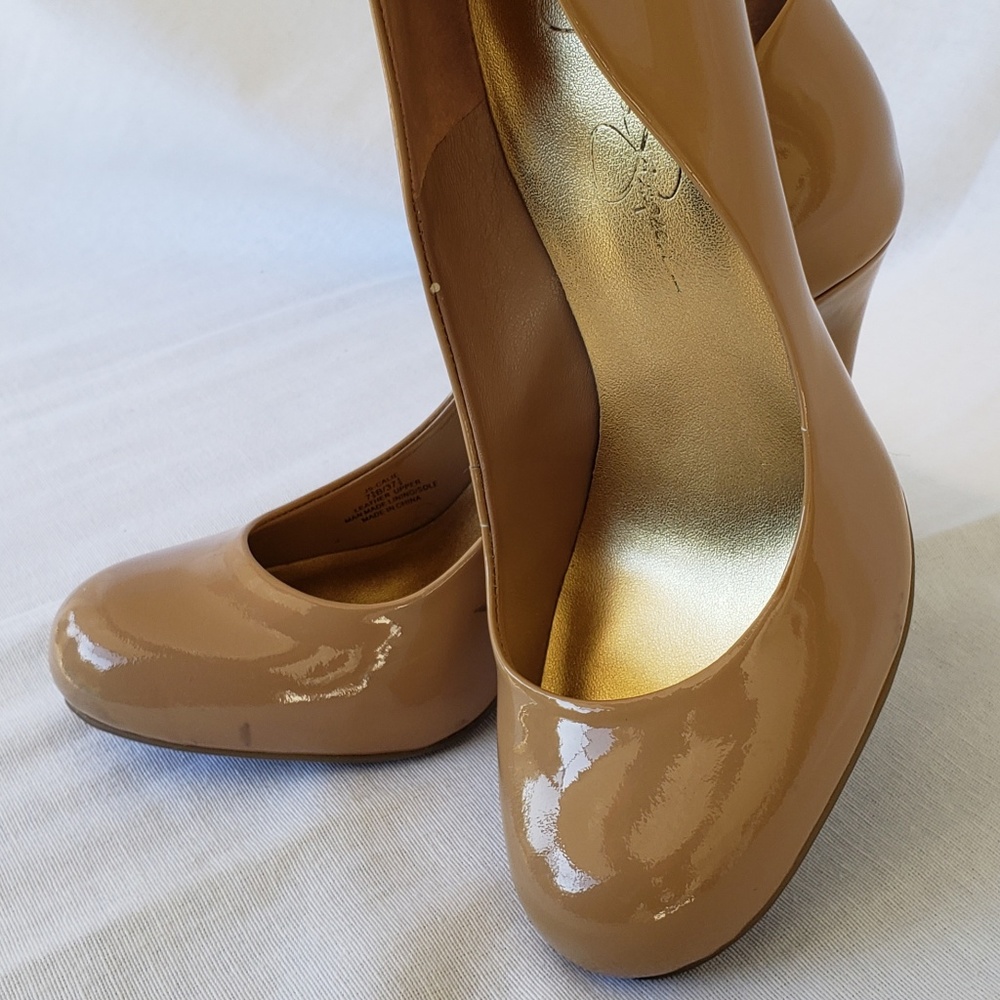 Jessica Simpson Women’s Calie Nude Pump Size 7.5